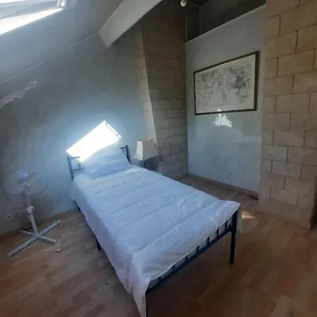 Casa de hóspedes Spacieuse Rer A 3*